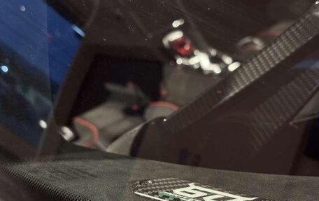 Lamborghini Huracán, 2024 год, 33 000 000 рублей, 27 фотография