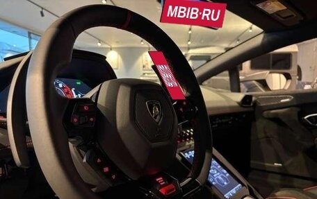 Lamborghini Huracán, 2024 год, 33 000 000 рублей, 21 фотография