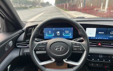 Hyundai Elantra, 2022 год, 1 265 000 рублей, 13 фотография