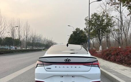 Hyundai Elantra, 2022 год, 1 265 000 рублей, 4 фотография