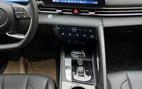 Hyundai Elantra, 2022 год, 1 265 000 рублей, 17 фотография