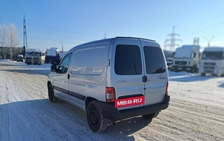 Peugeot Partner II рестайлинг 2, 2010 год, 380 000 рублей, 7 фотография