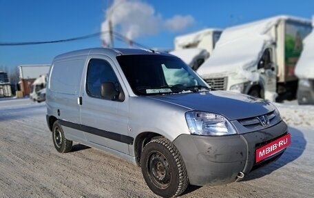 Peugeot Partner II рестайлинг 2, 2010 год, 380 000 рублей, 3 фотография
