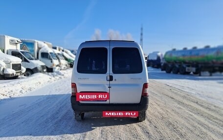 Peugeot Partner II рестайлинг 2, 2010 год, 380 000 рублей, 6 фотография