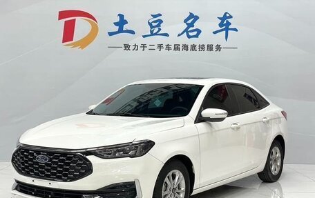 Ford Escort, 2022 год, 1 295 000 рублей, 1 фотография