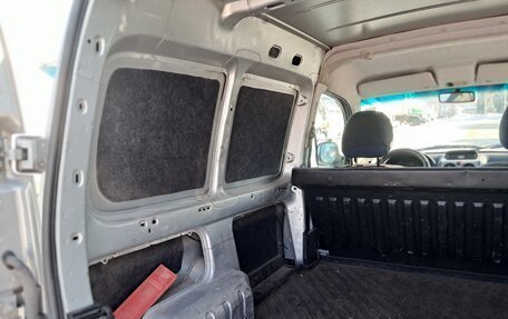 Peugeot Partner II рестайлинг 2, 2010 год, 380 000 рублей, 16 фотография