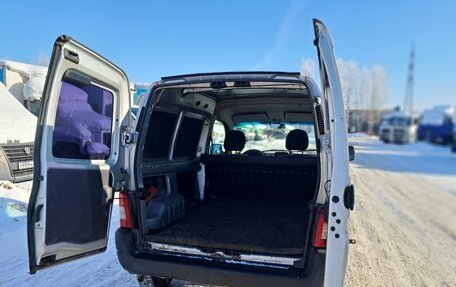 Peugeot Partner II рестайлинг 2, 2010 год, 380 000 рублей, 13 фотография