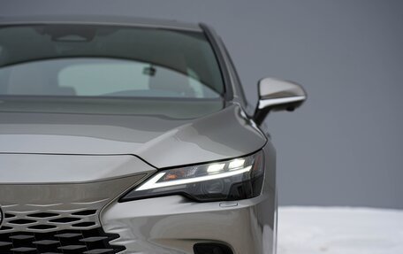 Lexus RX IV рестайлинг, 2025 год, 7 750 000 рублей, 5 фотография