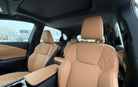 Lexus RX IV рестайлинг, 2025 год, 7 750 000 рублей, 20 фотография