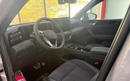 Volkswagen Tiguan, 2025 год, 4 310 000 рублей, 9 фотография