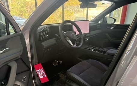 Volkswagen Tiguan, 2025 год, 4 310 000 рублей, 8 фотография