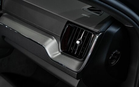 Volvo XC60 II, 2025 год, 9 800 000 рублей, 18 фотография