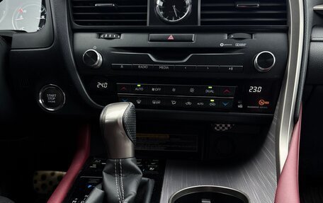 Lexus RX IV рестайлинг, 2018 год, 4 450 000 рублей, 13 фотография