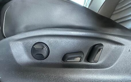 Volkswagen Touran III, 2022 год, 1 600 202 рублей, 10 фотография