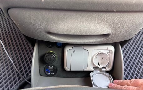 KIA Carnival III, 2007 год, 1 250 000 рублей, 18 фотография