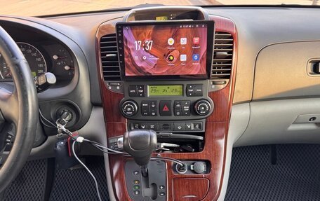 KIA Carnival III, 2007 год, 1 250 000 рублей, 17 фотография