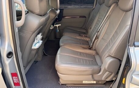 KIA Carnival III, 2007 год, 1 250 000 рублей, 14 фотография