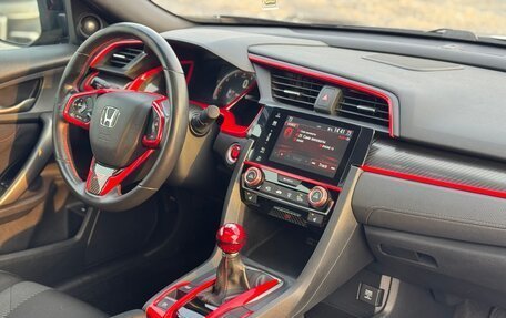 Honda Civic IX, 2018 год, 1 750 000 рублей, 18 фотография