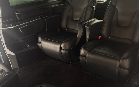 Mercedes-Benz V-Класс, 2021 год, 7 990 000 рублей, 9 фотография