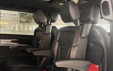 Mercedes-Benz V-Класс, 2021 год, 7 990 000 рублей, 16 фотография