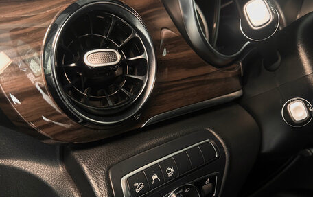 Mercedes-Benz V-Класс, 2021 год, 7 990 000 рублей, 37 фотография