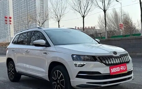 Skoda Karoq I, 2023 год, 2 150 000 рублей, 3 фотография