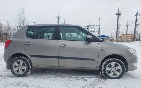 Skoda Fabia II, 2013 год, 645 000 рублей, 2 фотография