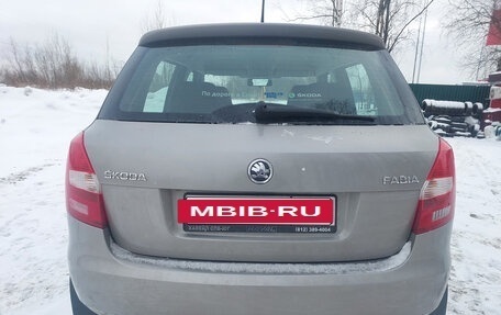 Skoda Fabia II, 2013 год, 645 000 рублей, 3 фотография