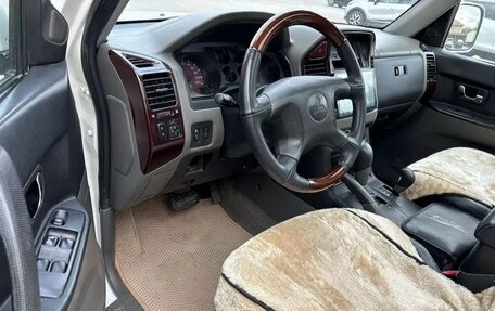 Mitsubishi Pajero III рестайлинг, 2002 год, 790 000 рублей, 9 фотография