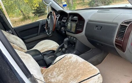 Mitsubishi Pajero III рестайлинг, 2002 год, 790 000 рублей, 10 фотография
