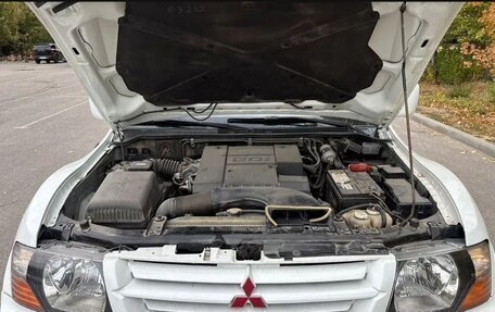 Mitsubishi Pajero III рестайлинг, 2002 год, 790 000 рублей, 15 фотография