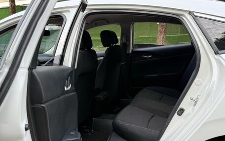 Honda Civic IX, 2021 год, 1 230 000 рублей, 10 фотография