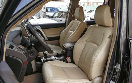 Toyota Land Cruiser Prado 150 рестайлинг 2, 2011 год, 2 799 000 рублей, 10 фотография