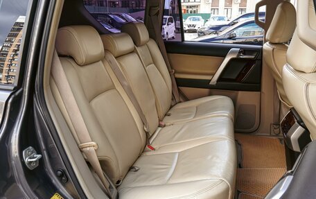 Toyota Land Cruiser Prado 150 рестайлинг 2, 2011 год, 2 799 000 рублей, 7 фотография