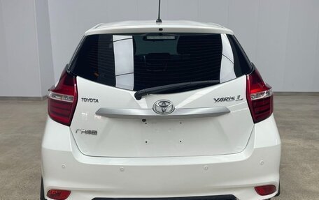 Toyota Yaris XP150 рестайлинг, 2022 год, 1 180 000 рублей, 17 фотография