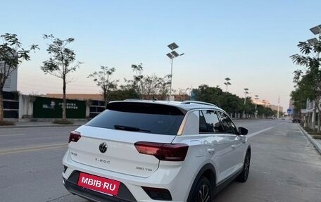 Volkswagen T-Roc I, 2022 год, 1 440 000 рублей, 4 фотография