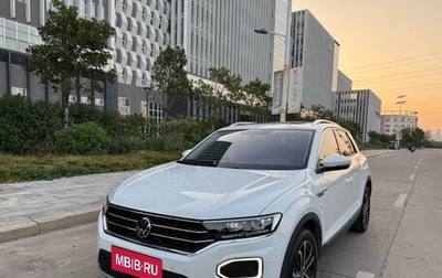 Volkswagen T-Roc I, 2022 год, 1 440 000 рублей, 1 фотография