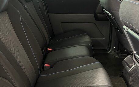 Mazda 5 II, 2011 год, 1 040 000 рублей, 19 фотография