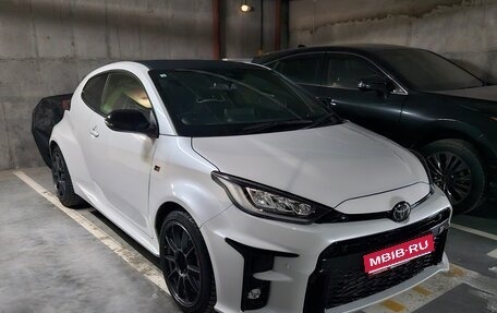 Toyota Yaris, 2020 год, 3 250 000 рублей, 1 фотография