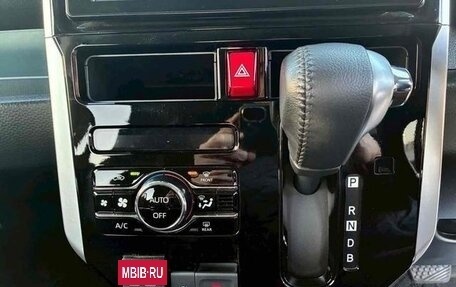 Toyota Roomy I, 2022 год, 968 099 рублей, 10 фотография