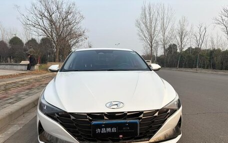 Hyundai Elantra, 2021 год, 1 250 000 рублей, 2 фотография