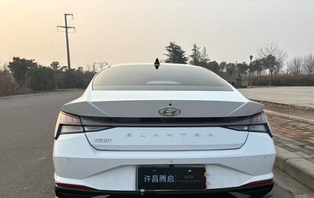 Hyundai Elantra, 2021 год, 1 250 000 рублей, 5 фотография