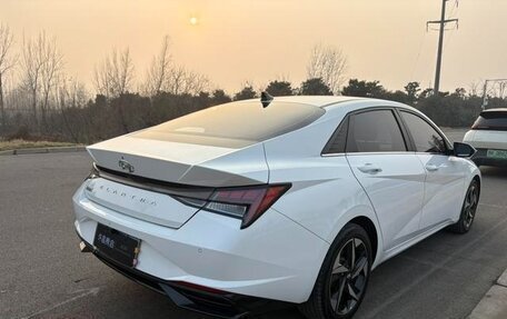 Hyundai Elantra, 2021 год, 1 250 000 рублей, 6 фотография