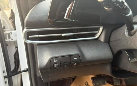 Hyundai Elantra, 2021 год, 1 250 000 рублей, 14 фотография