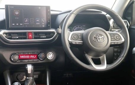 Toyota Raize I, 2022 год, 1 230 000 рублей, 13 фотография