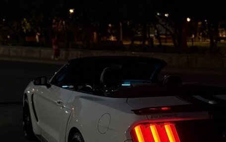 Ford Mustang VI рестайлинг, 2015 год, 2 700 000 рублей, 4 фотография