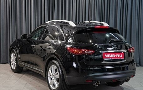 Infiniti QX70, 2017 год, 2 690 000 рублей, 2 фотография