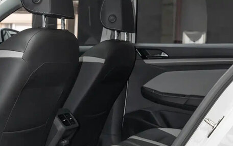 Volkswagen Bora, 2022 год, 1 350 000 рублей, 11 фотография