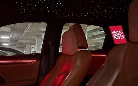 Lexus RX IV рестайлинг, 2021 год, 4 750 000 рублей, 7 фотография