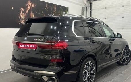 BMW X7, 2019 год, 8 280 000 рублей, 2 фотография